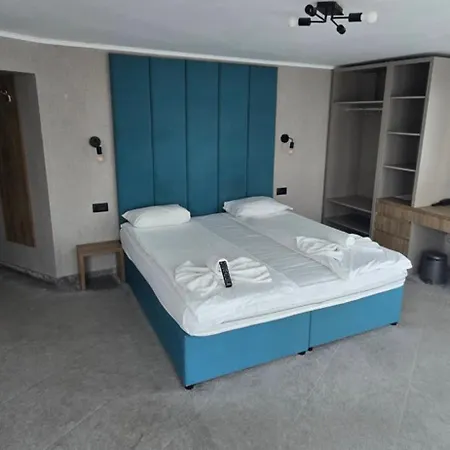 Отель White House Family Zone Балчик