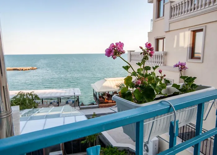 White House Family Zone Hotel Balchik