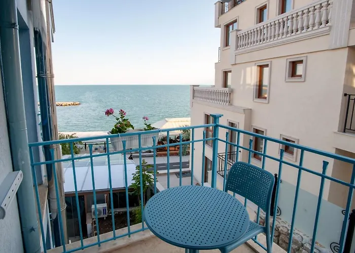 White House Family Zone Hotel 3*